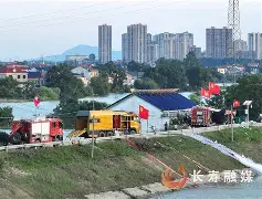 爱游戏ayx登录官网 - 海洋拳击手螳螂虾阅读理解 