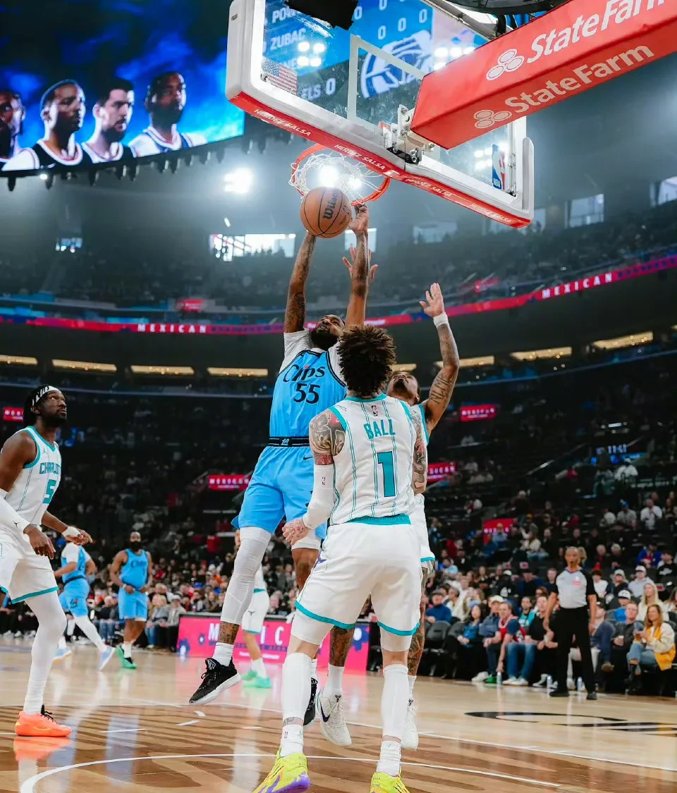 爱游戏ayx登录官网 - 洛杉矶快船阵容 