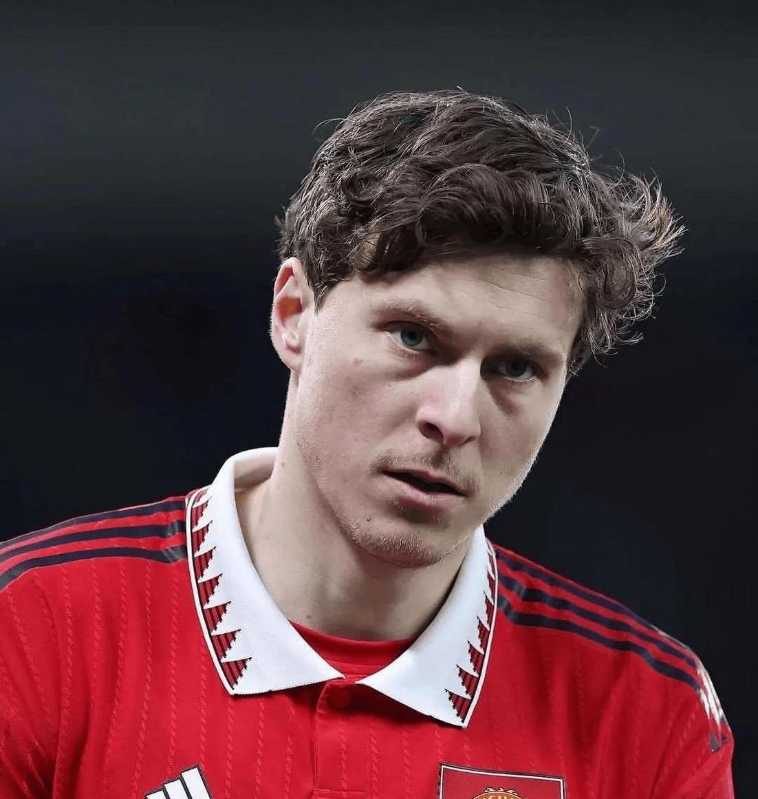 爱游戏ayx登录入口 -关于冲刺阶段意甲传出新动向，曼联外线爆发，管理层表态：气氛紧张，细节决定成败的信息