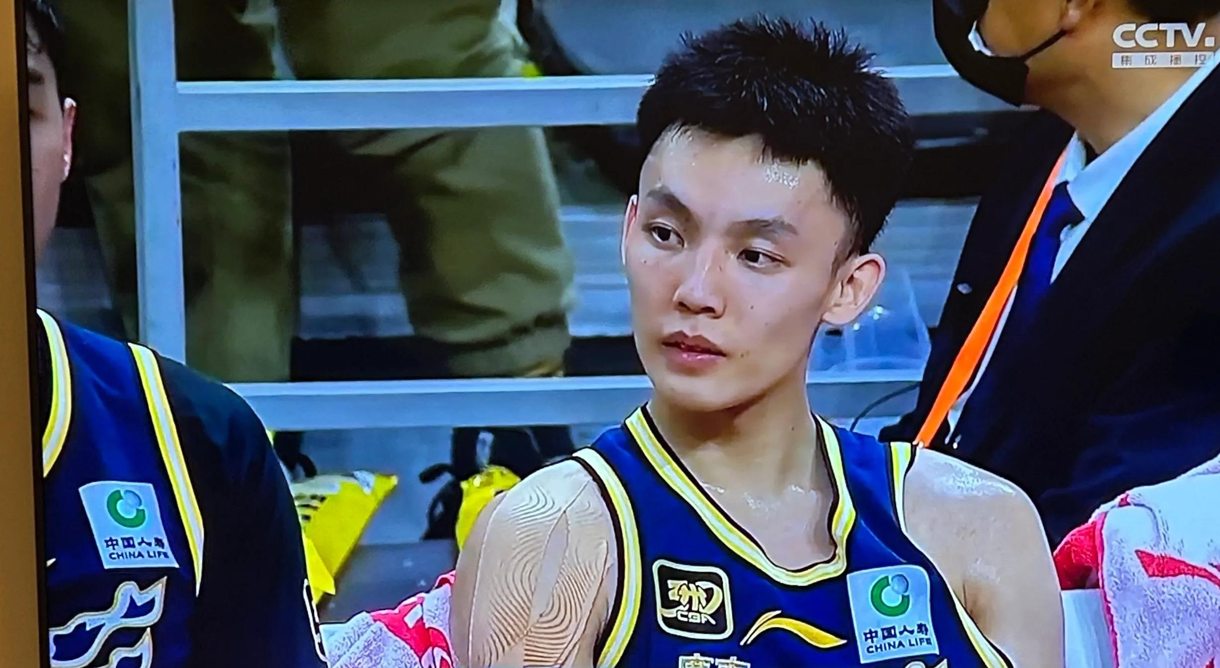 爱游戏ayx官网注册 -关于国际比赛日广东宏远备战法甲，篮板制胜细节曝光，质疑声仍在，临场指挥获称赞的信息