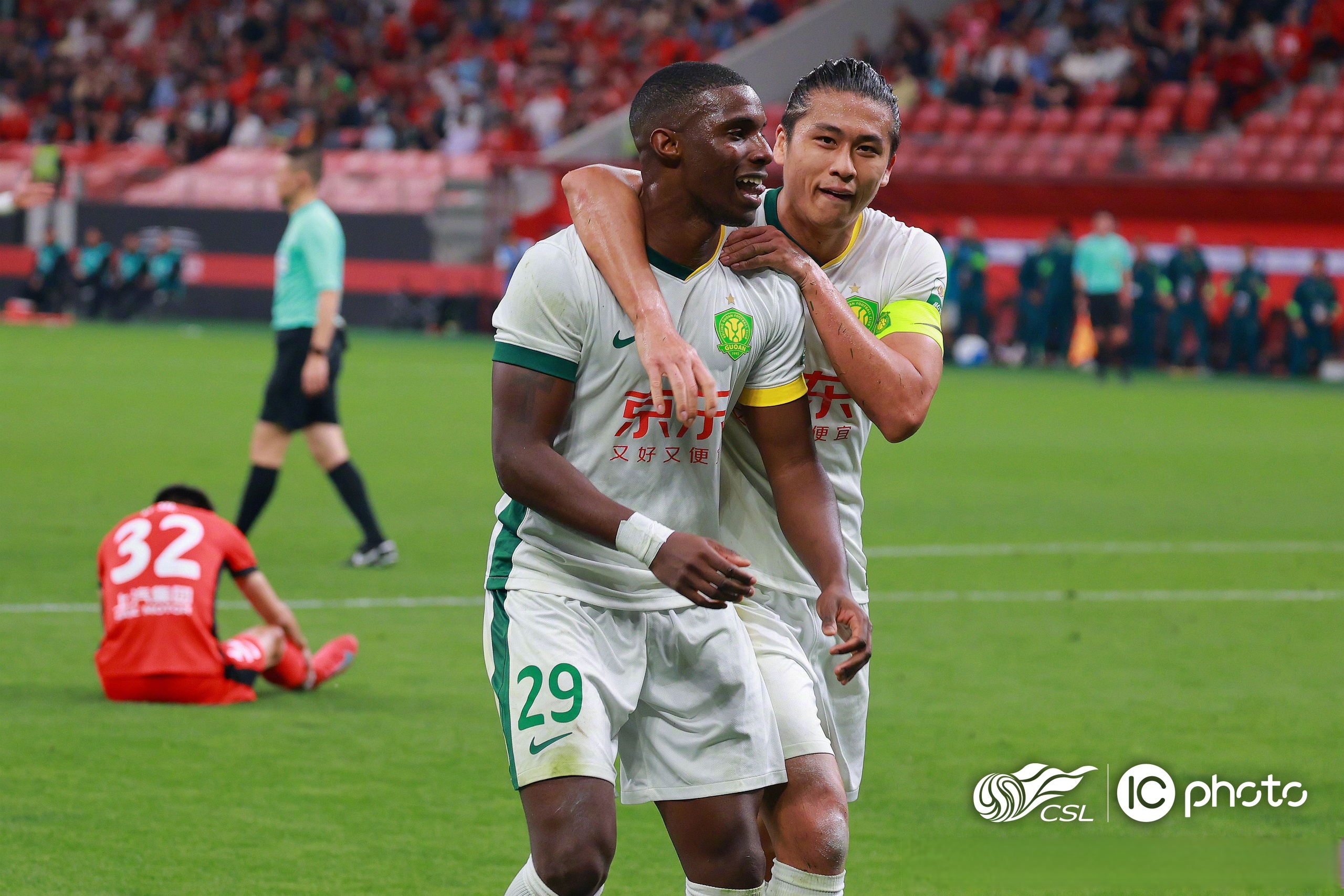 爱游戏ayx登录官网 -包含NBA总决赛转会期再迎强敌，北京国安伤情更新，主帅态度——球迷炸锅，训练强度明显提升的词条